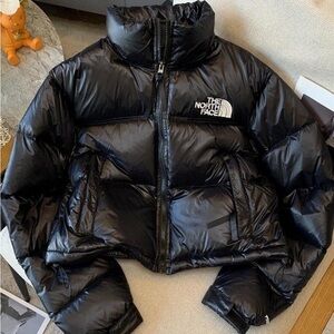 NWT - The North Face Women's Black Puffer Coat Size Large